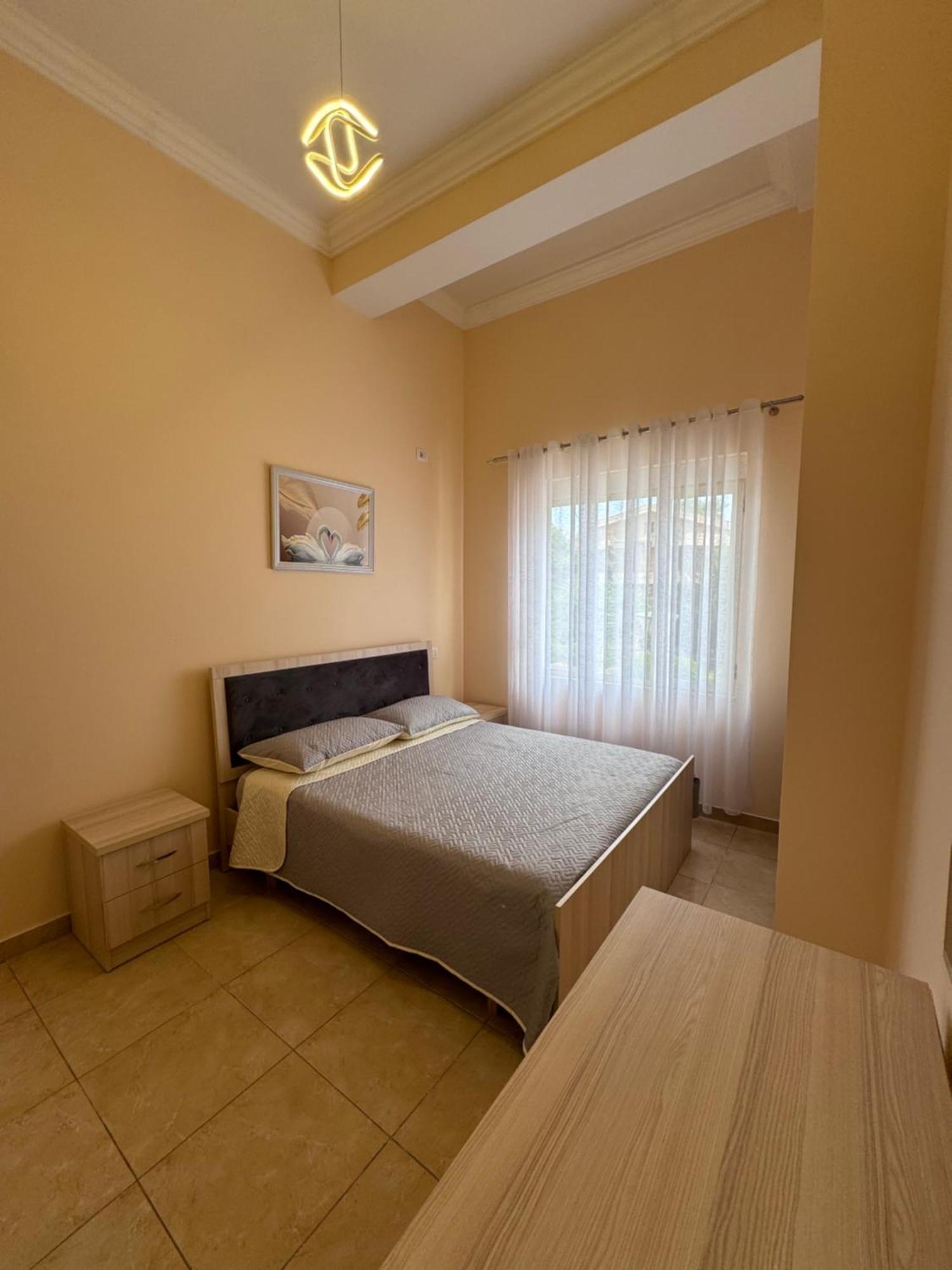 Lovely With Balcony Durrës