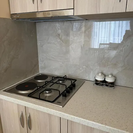 Durres Lovely Apartment With Balcony Exterior photo