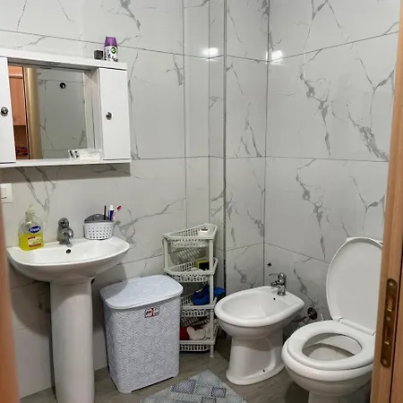 Durres Lovely Apartment With Balcony Exterior photo